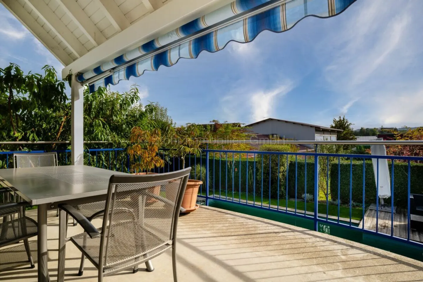 Exclusive 5.5 Room Detached House with Pool - Free-standing and Comfortable - Photo 11 of 23