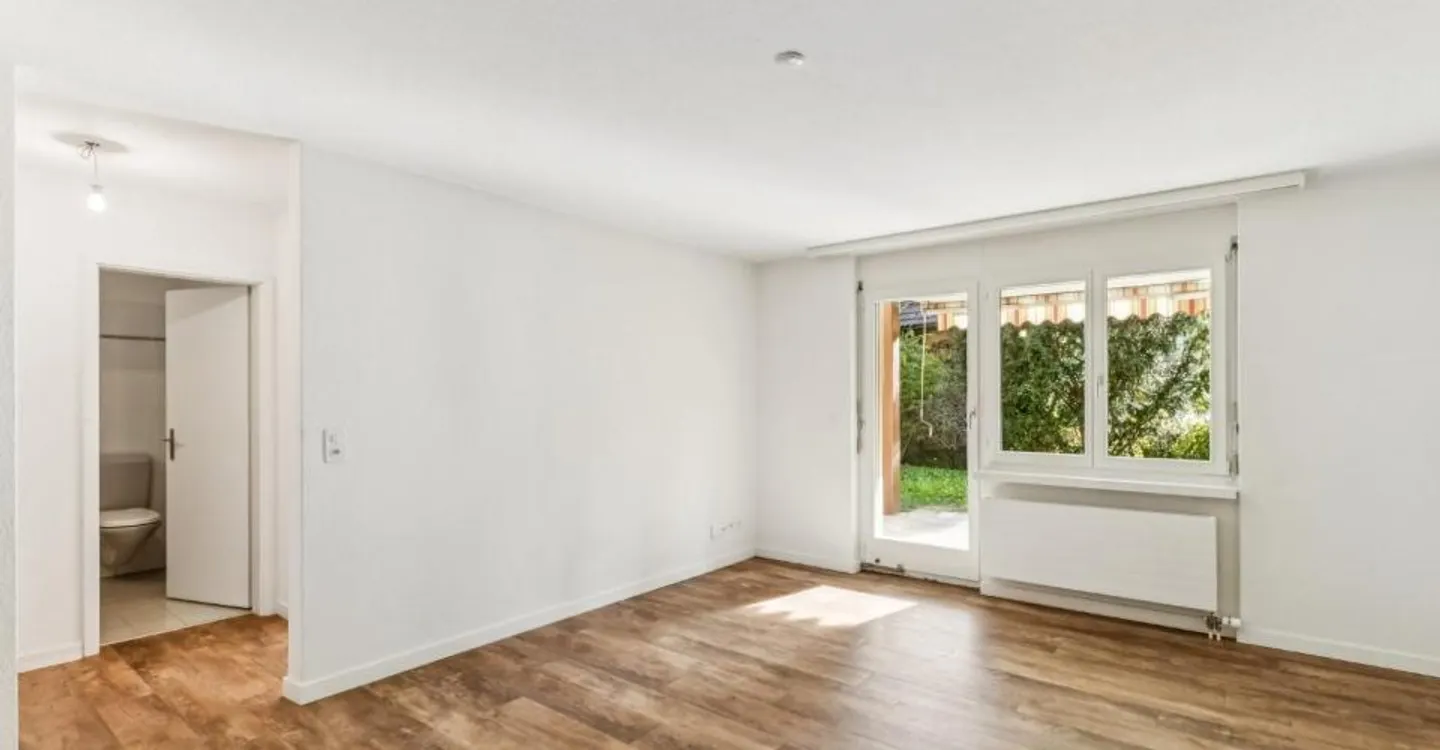 Familienfreundliche Wohnung im Grünen - Foto 3 von 13