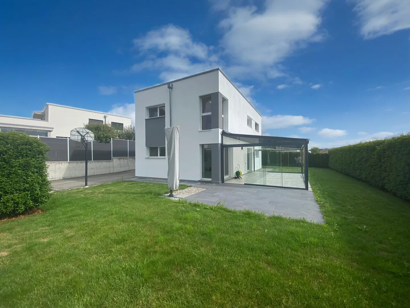 Very beautiful individual villa of 5.5 rooms - Photo 2 of 13