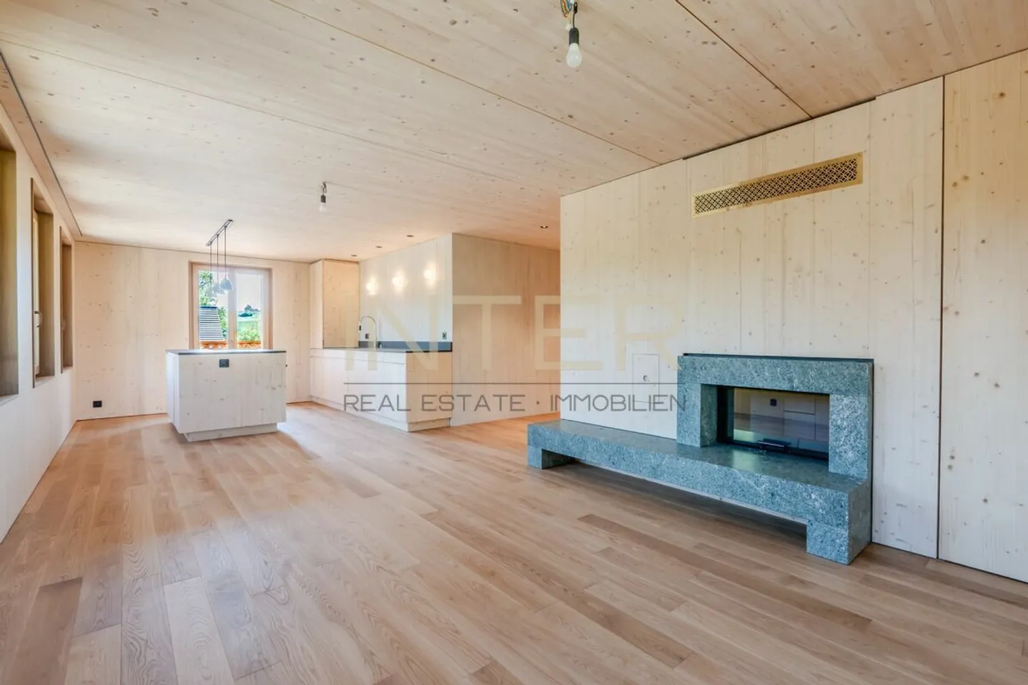 Exklusive 3.5-Zimmerwohnung in Risch - Foto 1 von 24