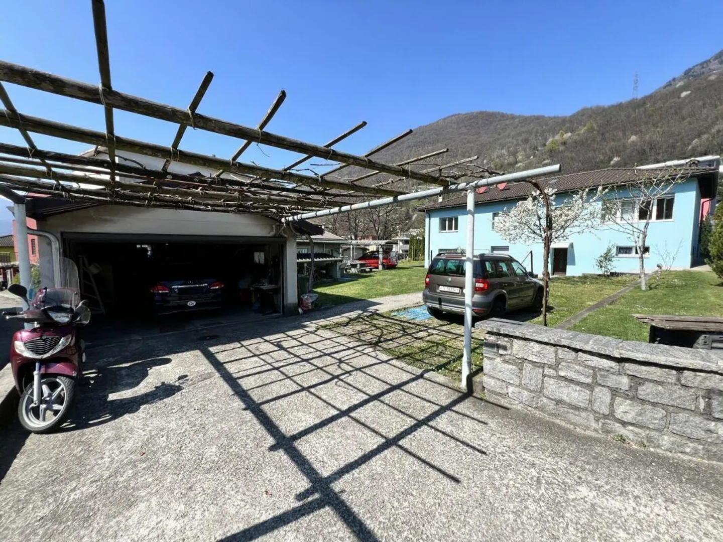 Casa Bifamiliare di 2.5+5.5 locali con terreno - Foto 16 di 17