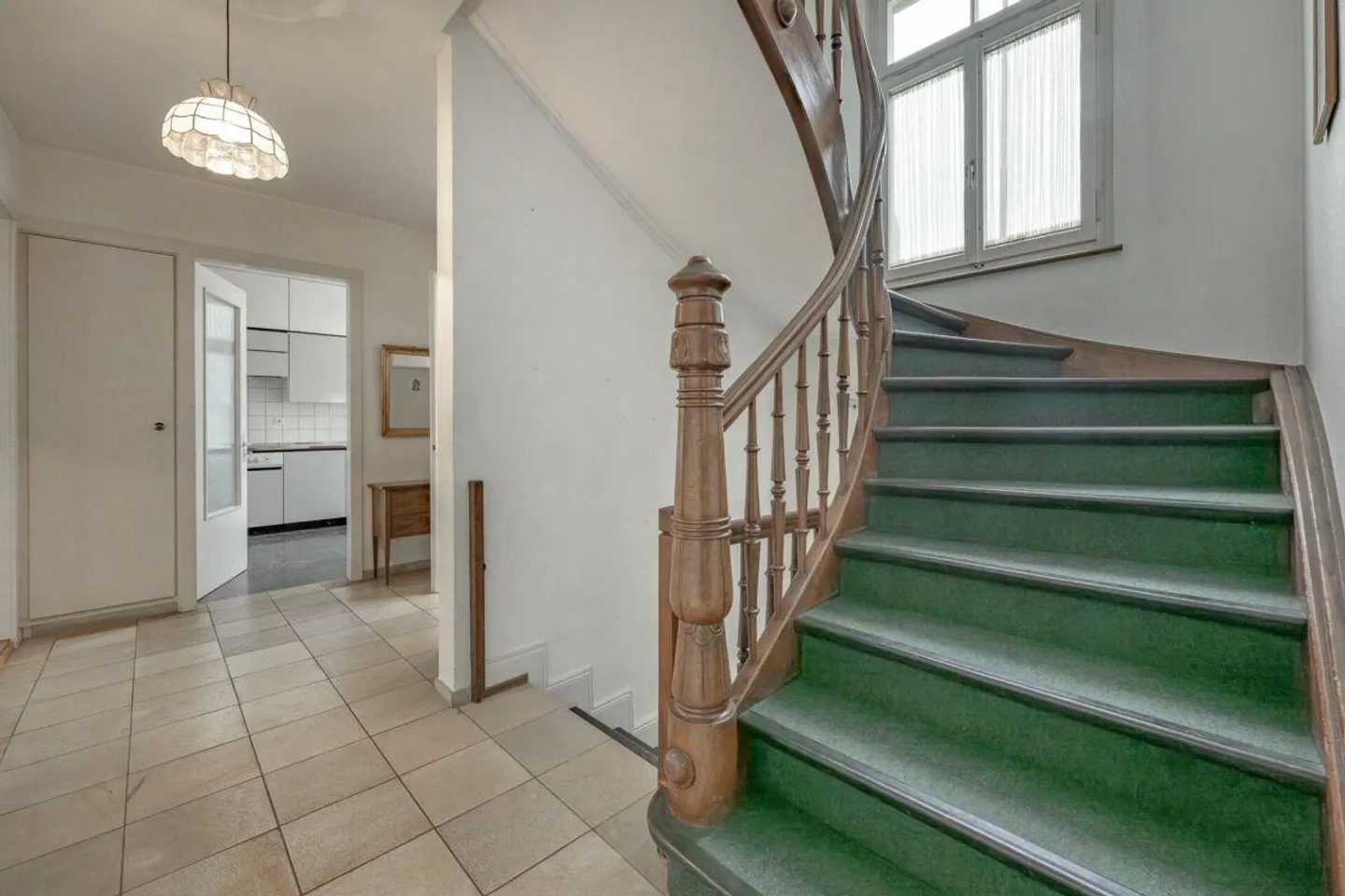 Central living, enjoy Aarau: Discover your new home - Photo 8 of 11