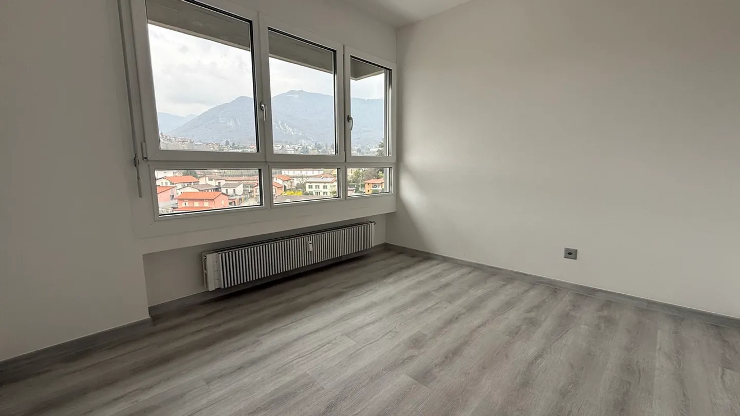 5.5 pièces rénovées à louer à Coldrerio - Photo 7 sur 15