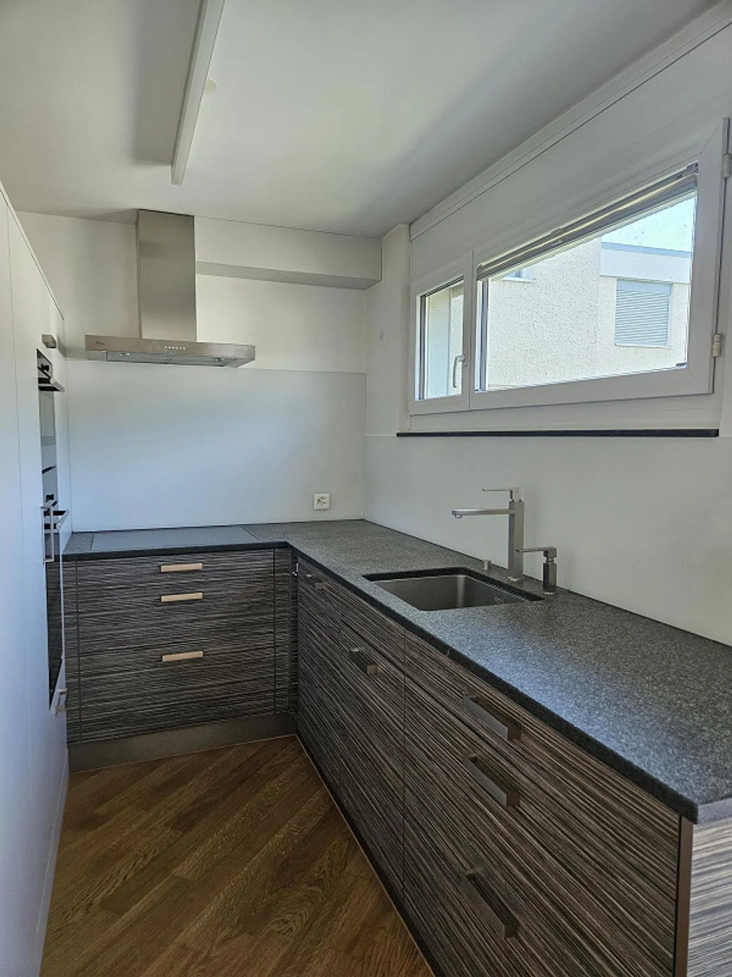 Living with a View – Attractive 4.5-Room Apartment in Hinterkappelen - Photo 3 of 20