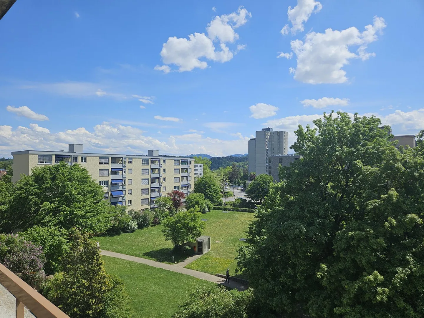 Living with a View – Attractive 4.5-Room Apartment in Hinterkappelen - Photo 1 of 20