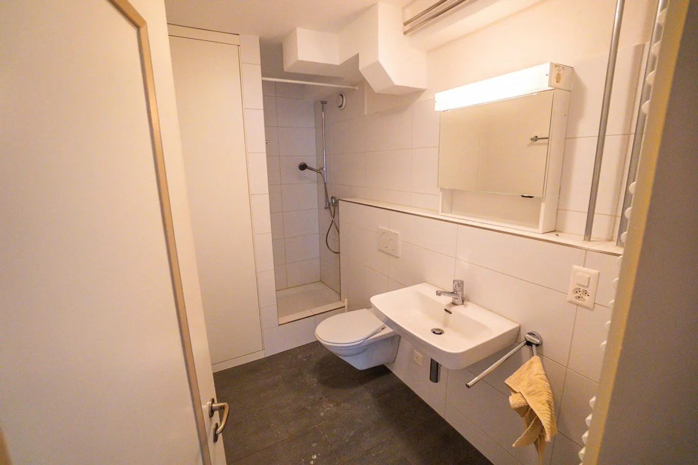 Maisonette Wohnung mit grosser Terrasse und Balkon - WGs willkommen - Foto 9 von 11