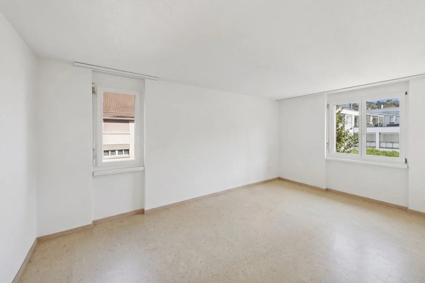 Appartement spacieux 5 pièces - Photo 5 sur 9