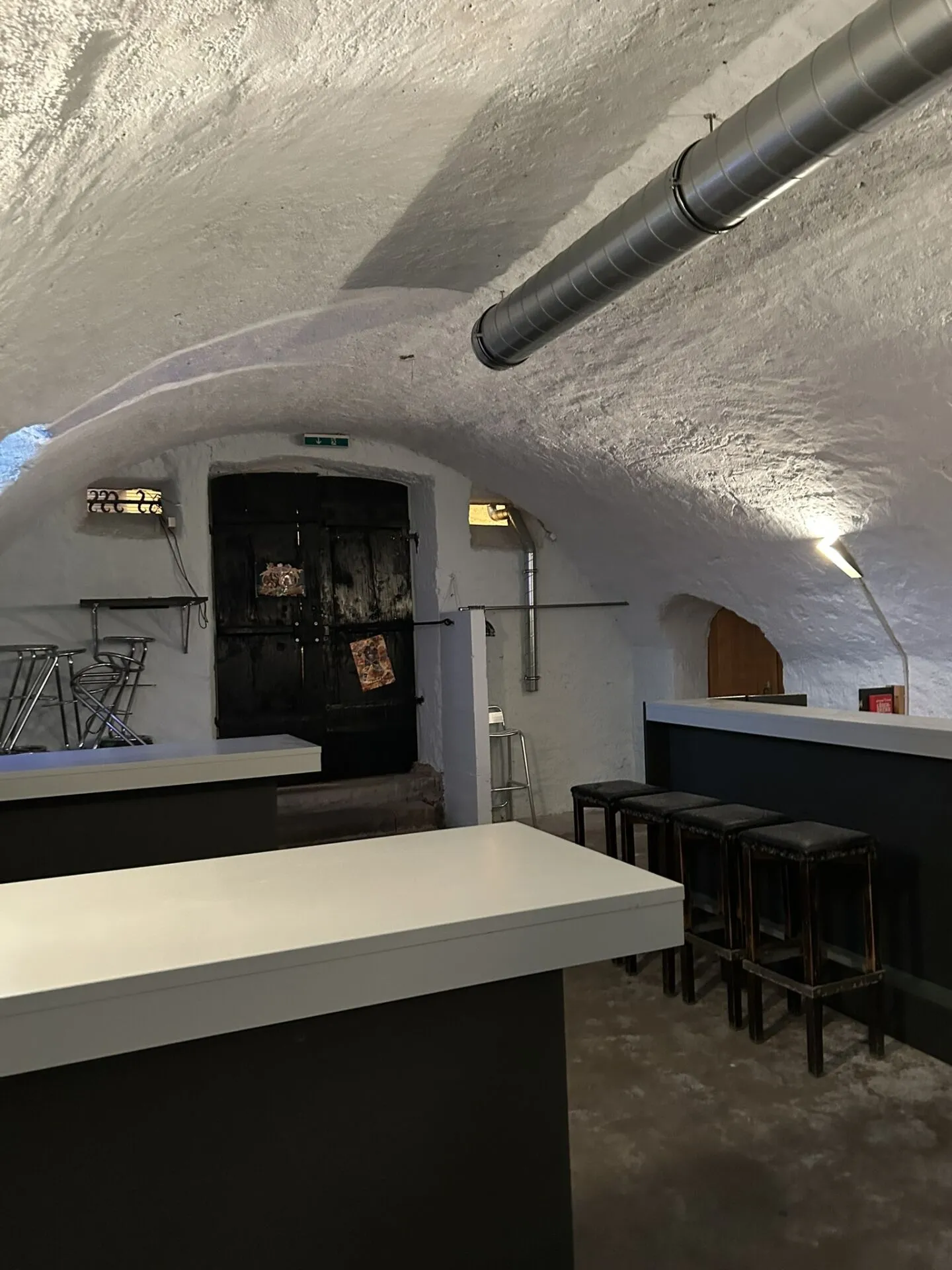 Vaulted cellar in historic ambiance - ideal as commercial space, storage, hobby workshop or stylish bar - Photo 8 of 13