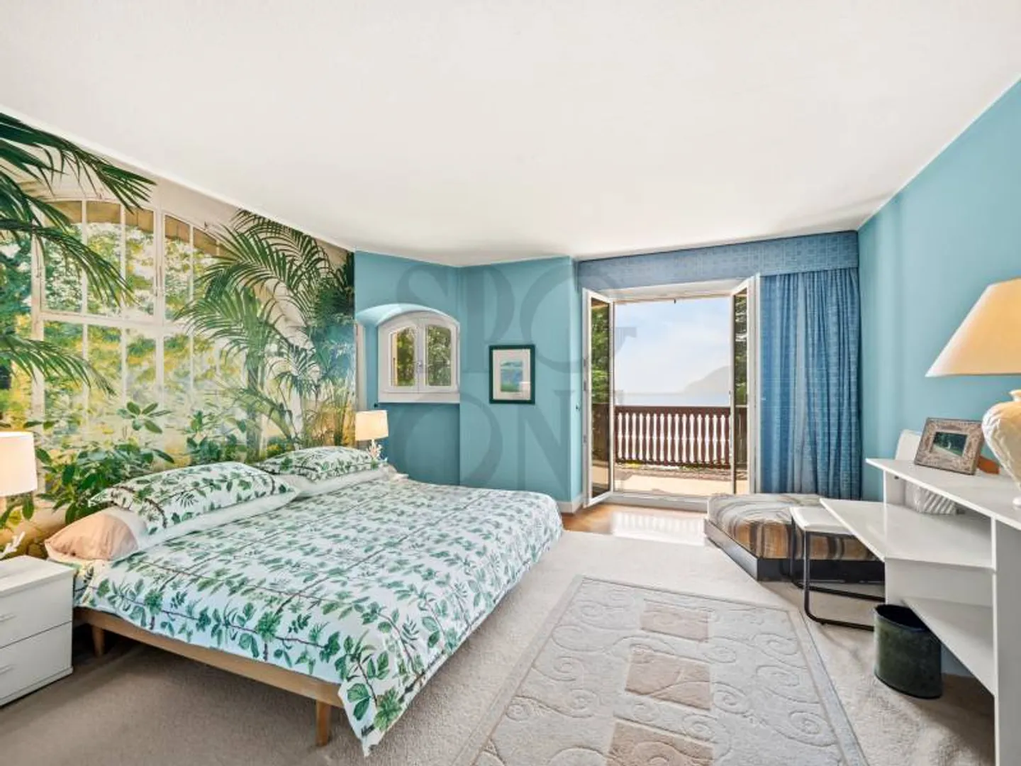 Außergewöhnliches Haus mit atemberaubendem Blick und Schwimmbad - Foto 6 von 12