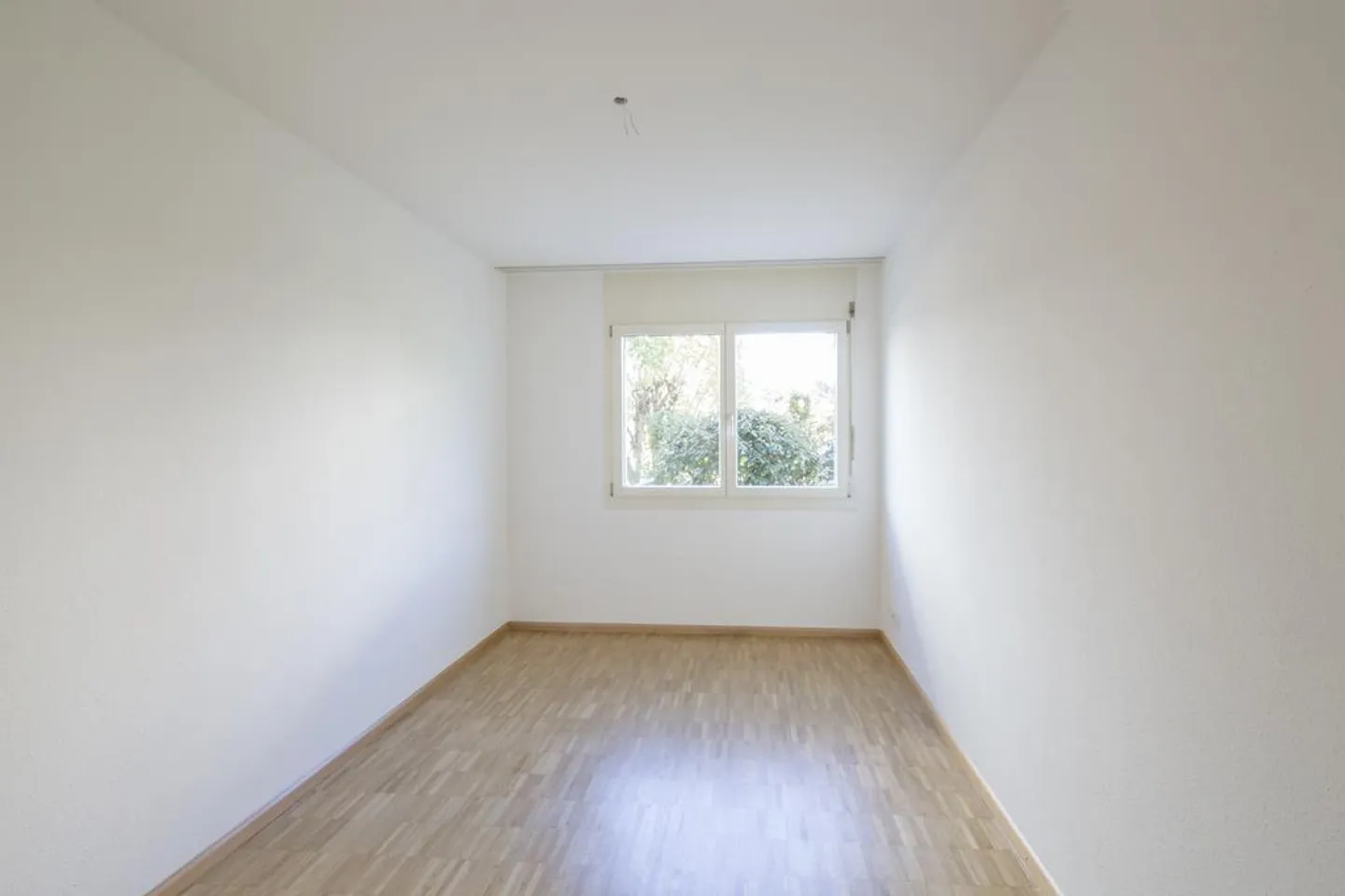 Luminoso appartamento con patio coperto - Foto 4 di 11