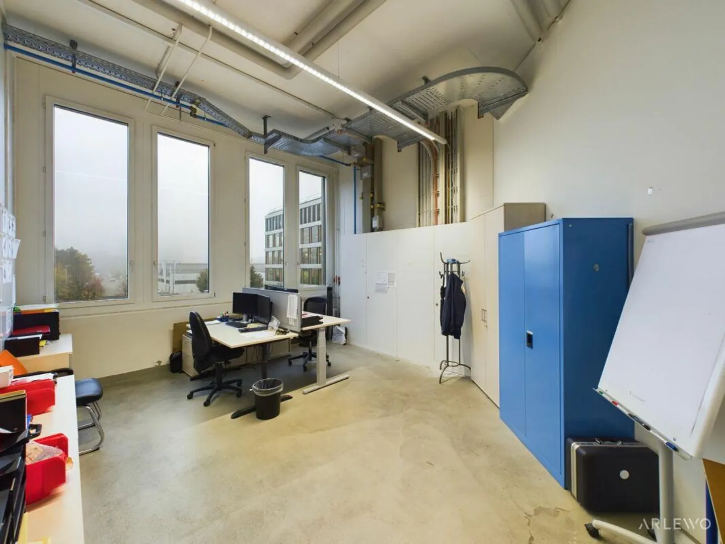 Espace commercial ouvert avec de nombreuses possibilités d'utilisation - Photo 9 sur 12