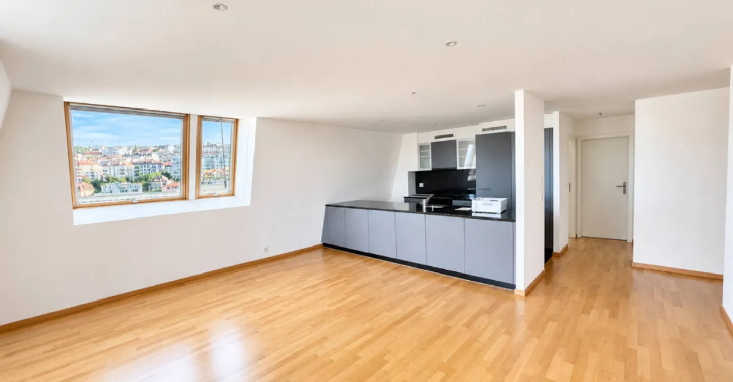 Bel Appartement en Attique à Lausanne - Photo 2 sur 10