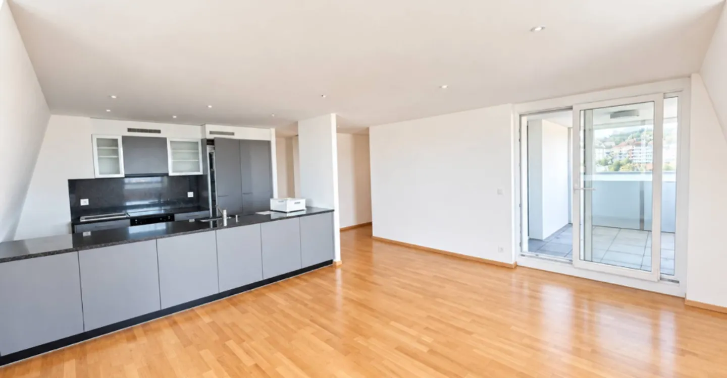 Bel Appartement en Attique à Lausanne - Photo 3 sur 10