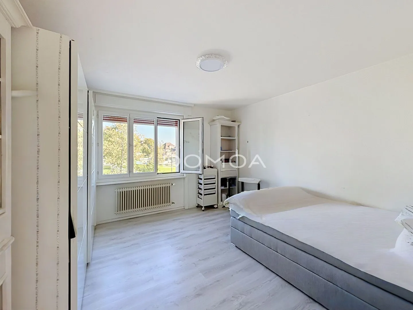Bel appartement avec balcon de 3,5 pièces au 1er étage - Photo 4 of 10