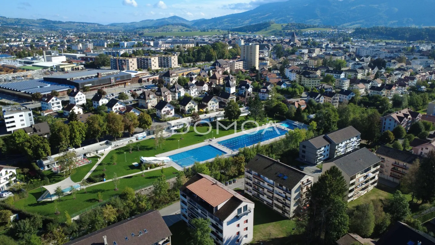 Bel appartement avec balcon de 3,5 pièces au 1er étage - Photo 1 of 10