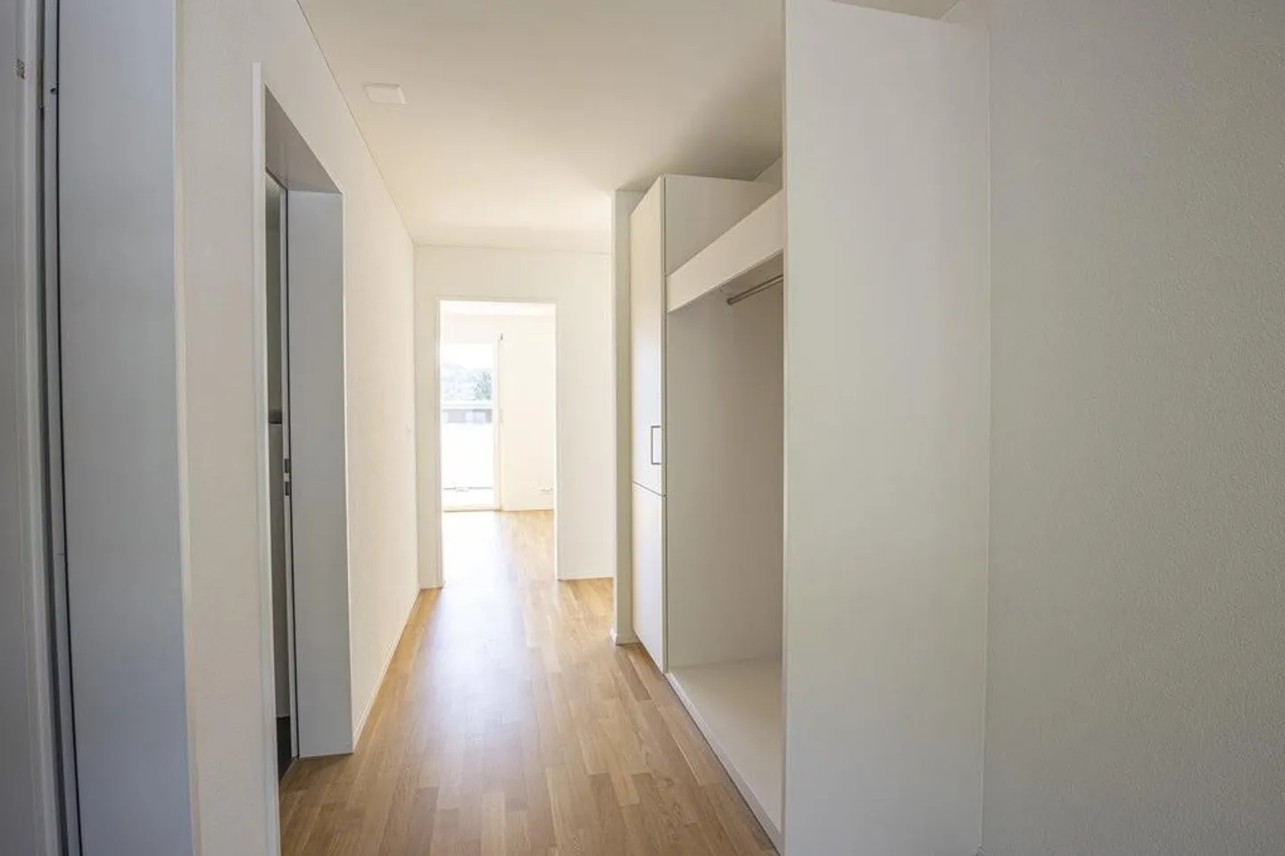 Appartamento moderno con torre di lavaggio privata - Foto 2 di 7