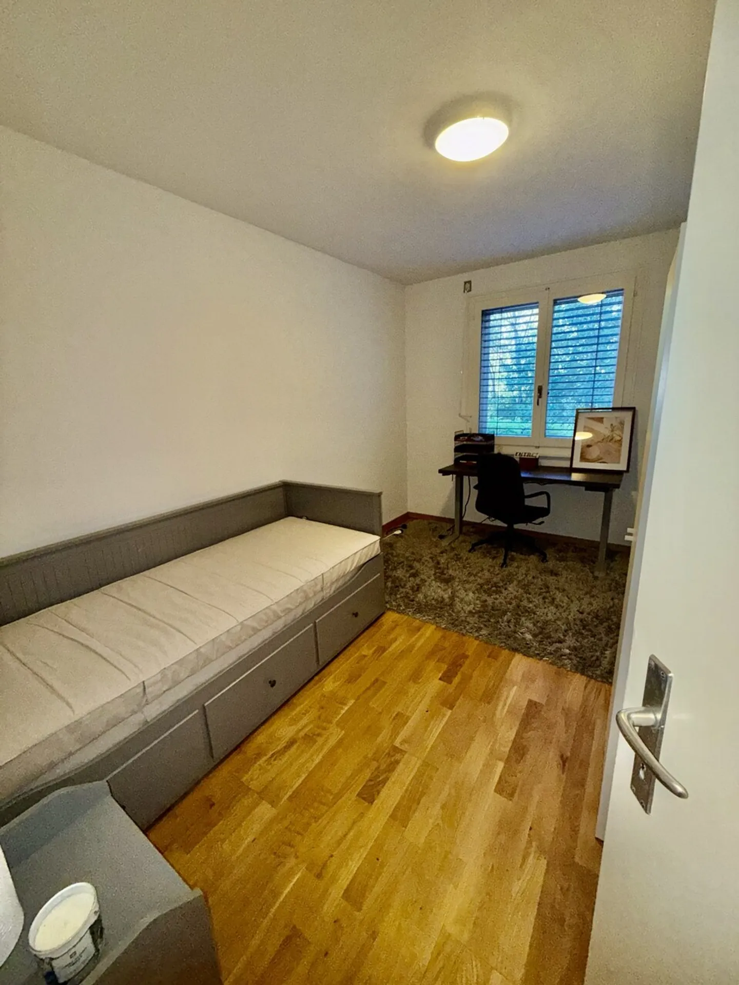 Charming 60s Villa with Garden - Photo 16 of 17