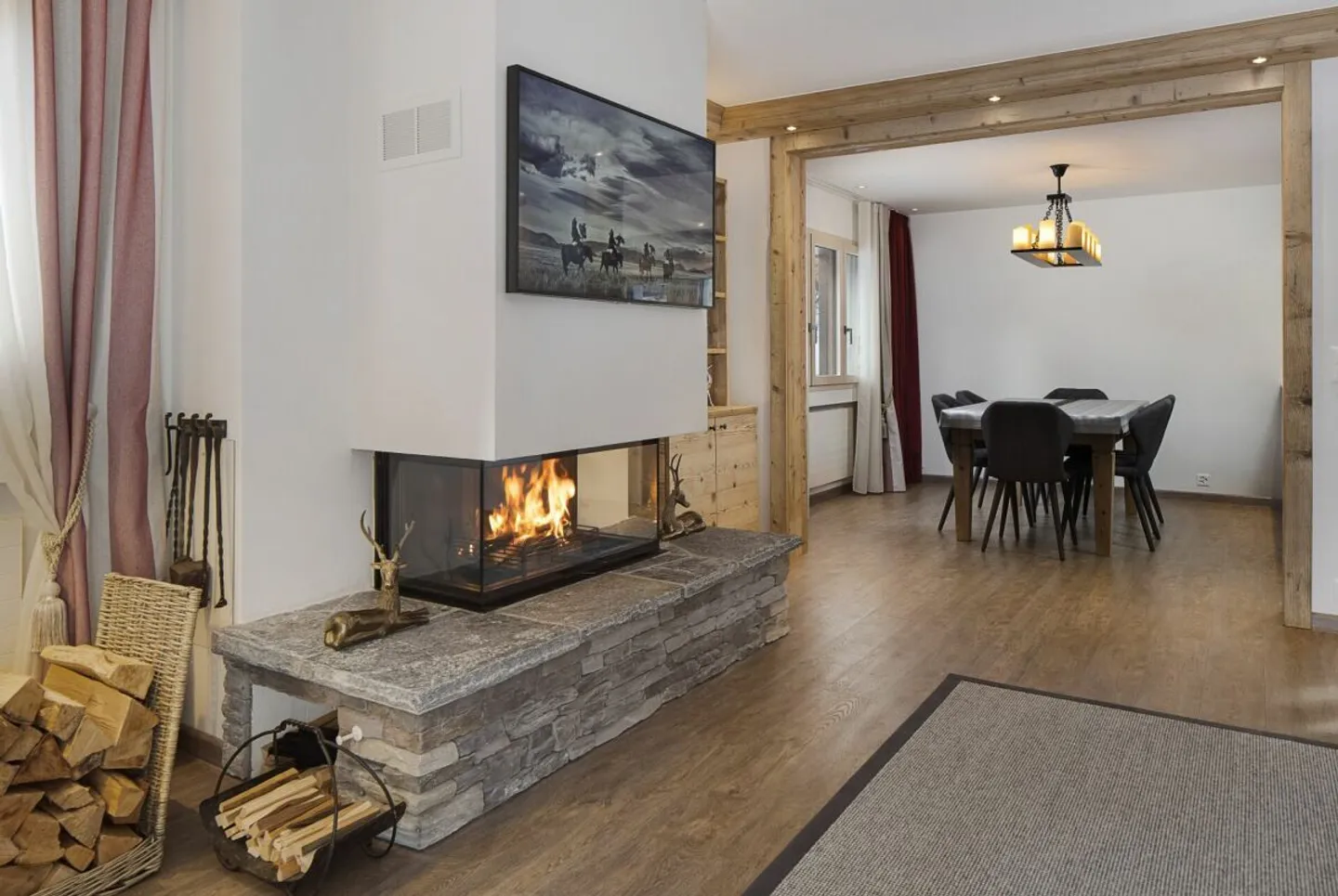 Luxury Apartment in the Heart of the City - Photo 4 of 22