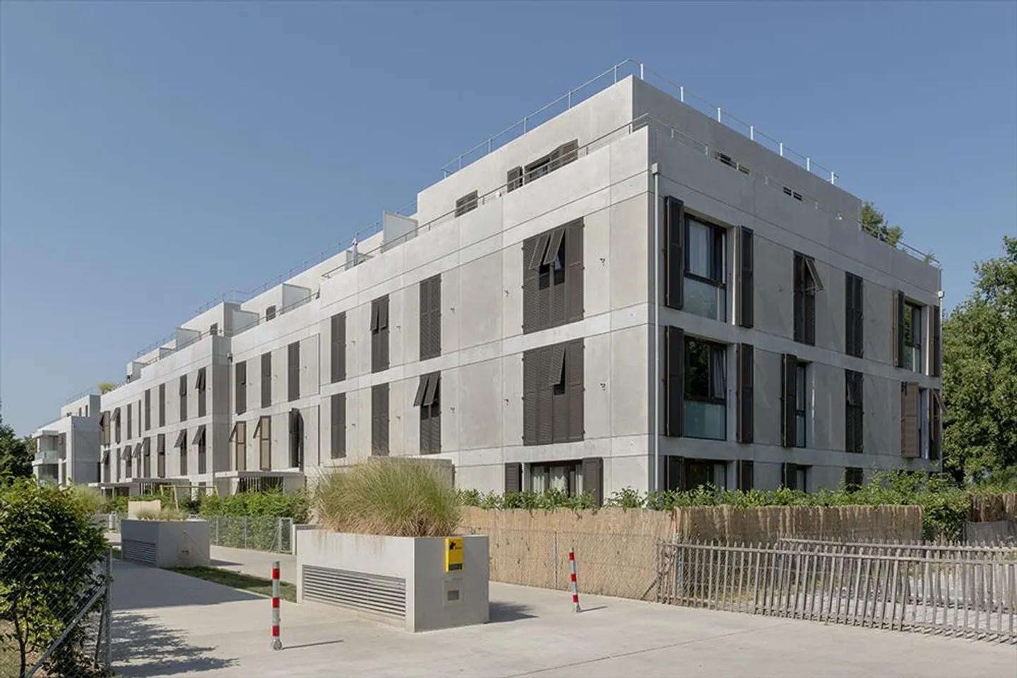 PUPLINGE - Indoor parking No. C28 - Photo 1 of 4