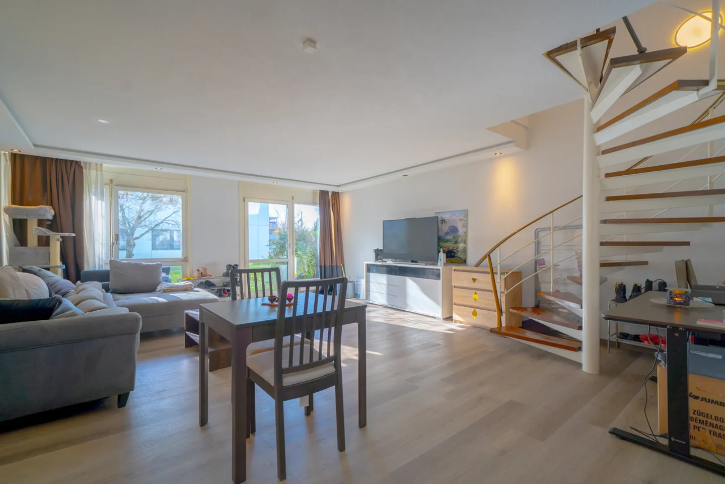 Appartamento Duplex Giardino Attraente - Foto 3 di 9