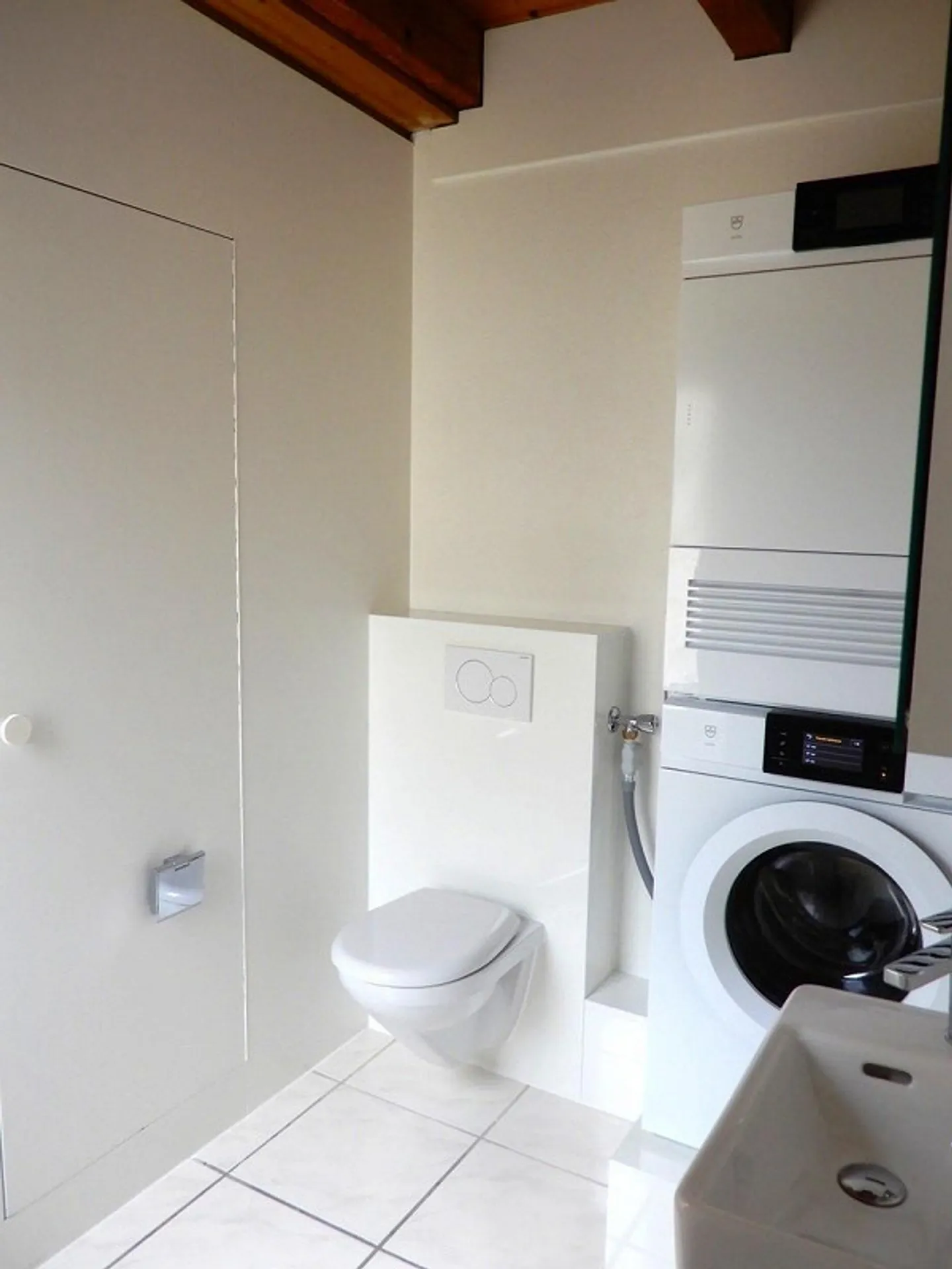 Neu renoviert mit grosser Zinnenterrasse und herrlicher Aussicht - Photo 5 sur 12