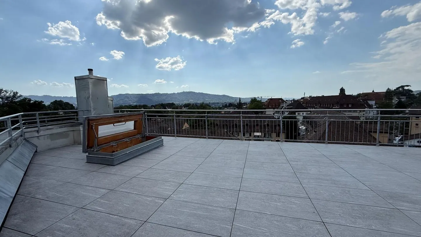 Neu renoviert mit grosser Zinnenterrasse und herrlicher Aussicht - Photo 8 sur 12