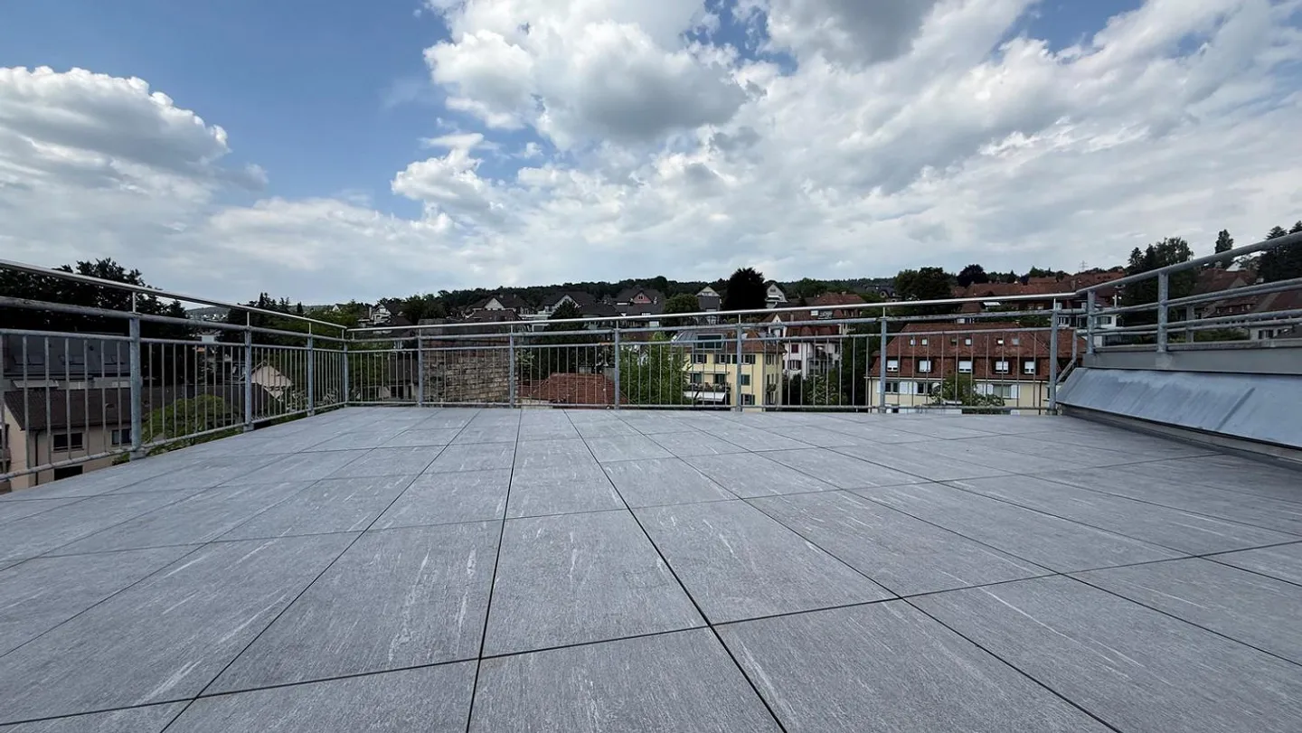 Neu renoviert mit grosser Zinnenterrasse und herrlicher Aussicht - Photo 10 sur 12