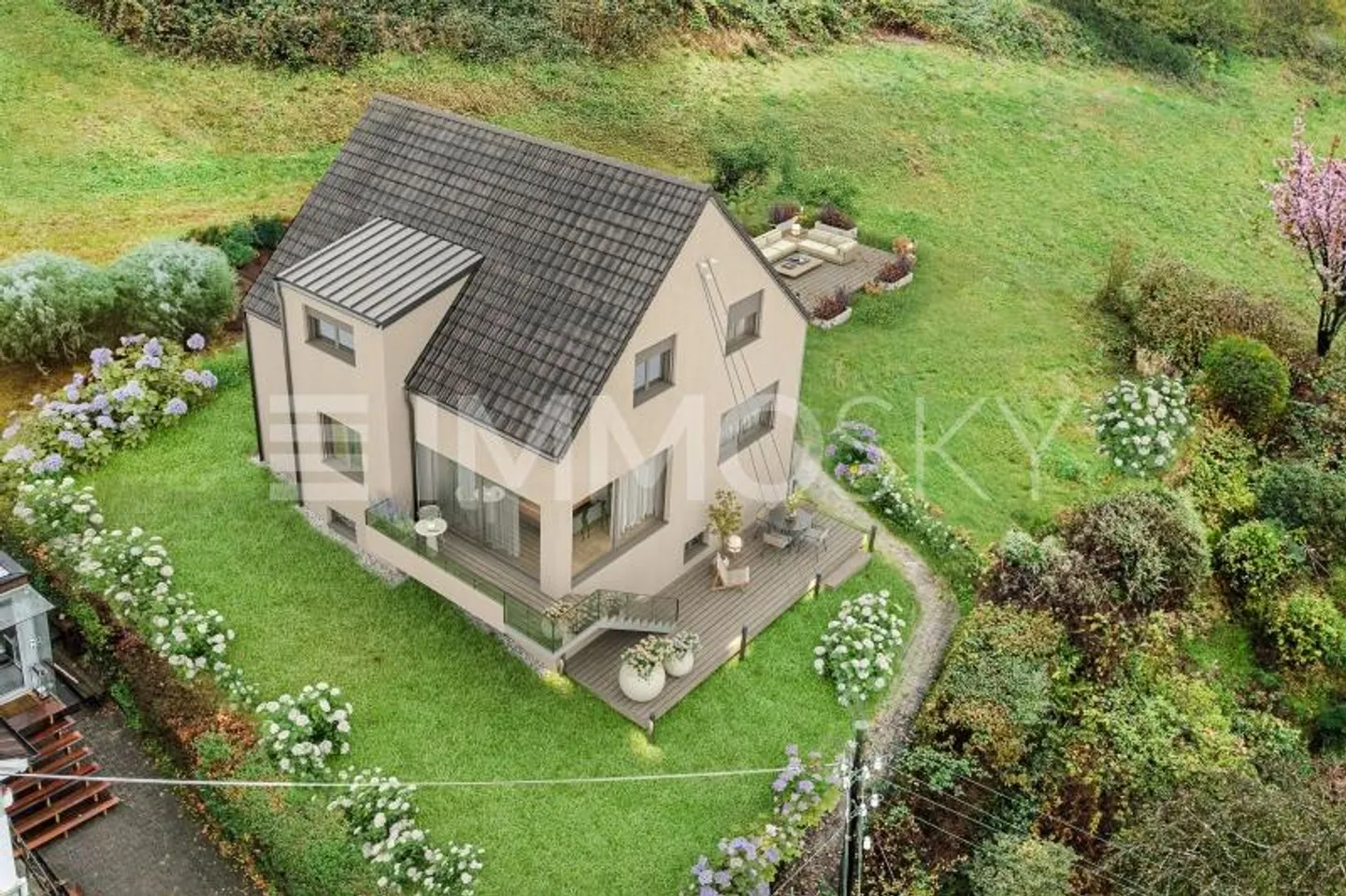 Single house for sale - Photo 1 of 5