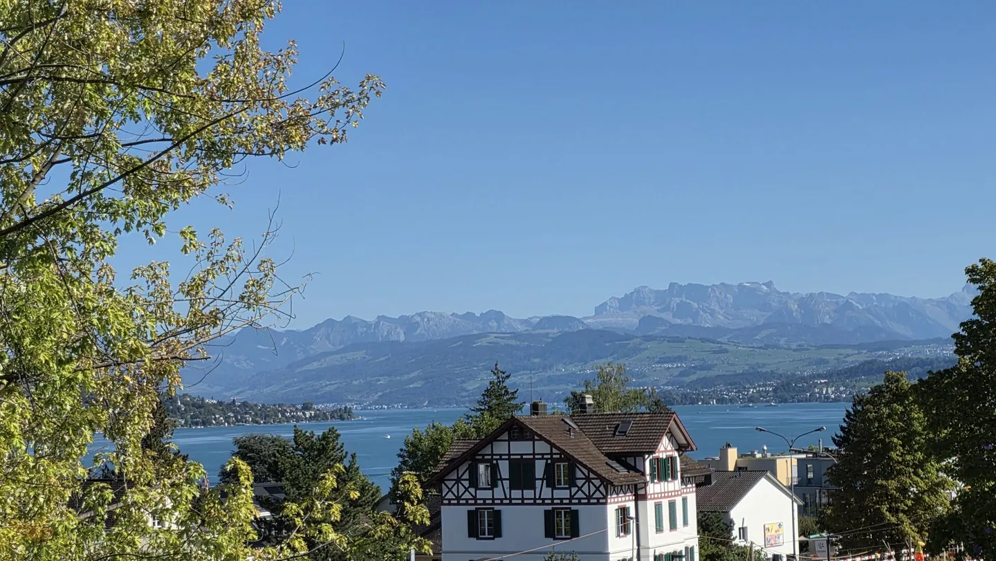 Attika-Wohnung mit Seeblick - Foto 14 von 15
