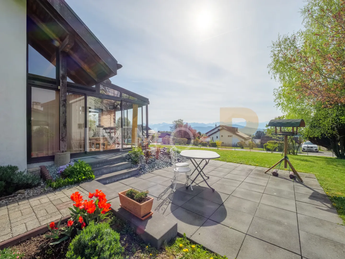 Einfamilienhaus mit Blick auf die Alpen auf einem Grundstück von 800 m² - Foto 3 von 11