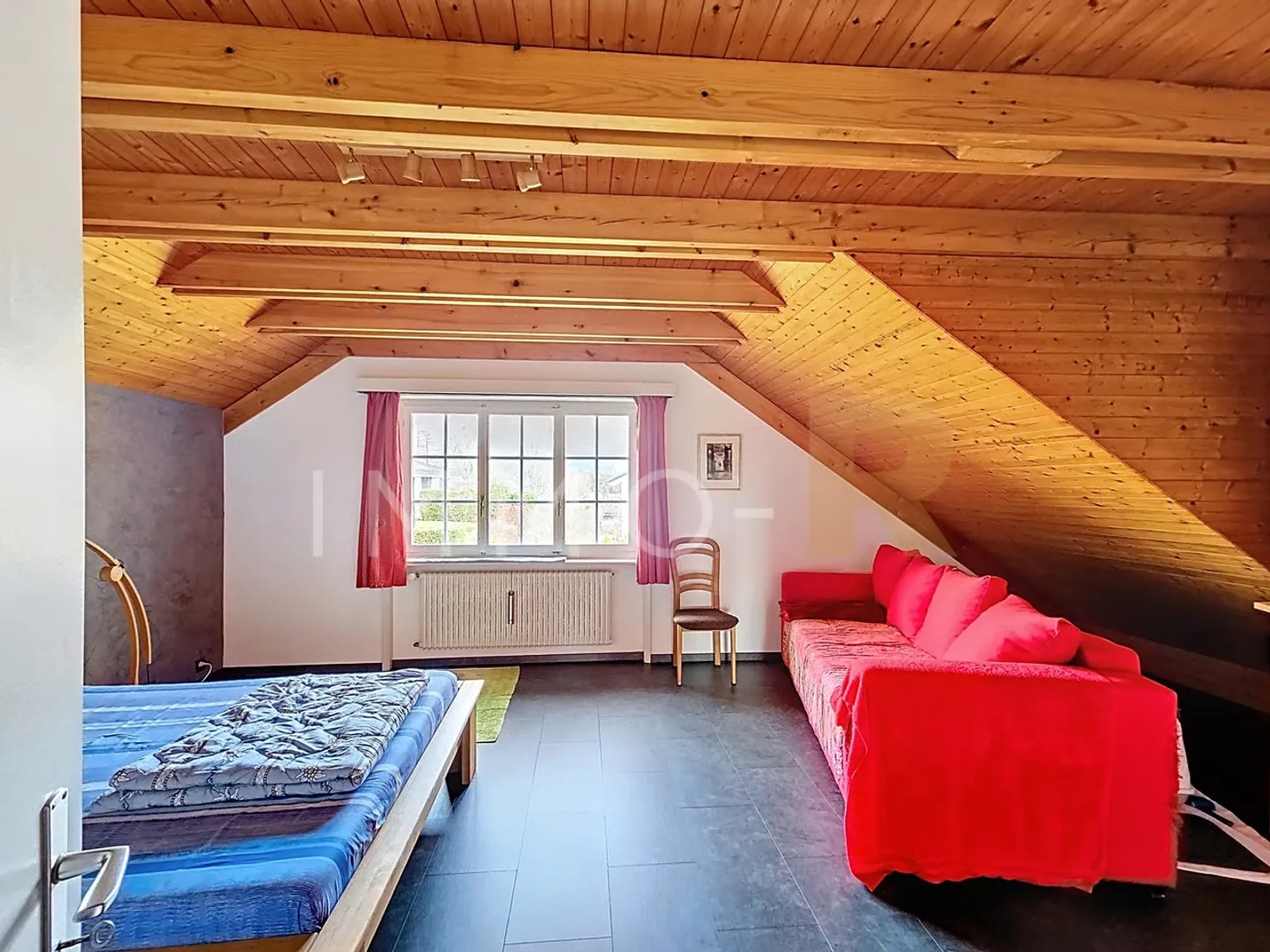 Einfamilienhaus mit Blick auf die Alpen auf einem Grundstück von 800 m² - Foto 11 von 11