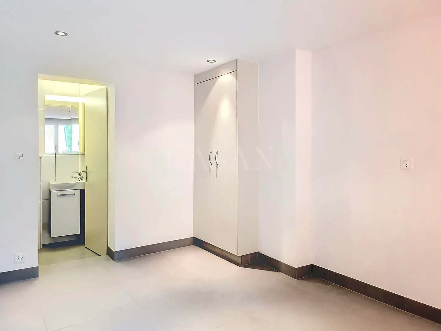 Studio in the center of Bex - Photo 2 of 3