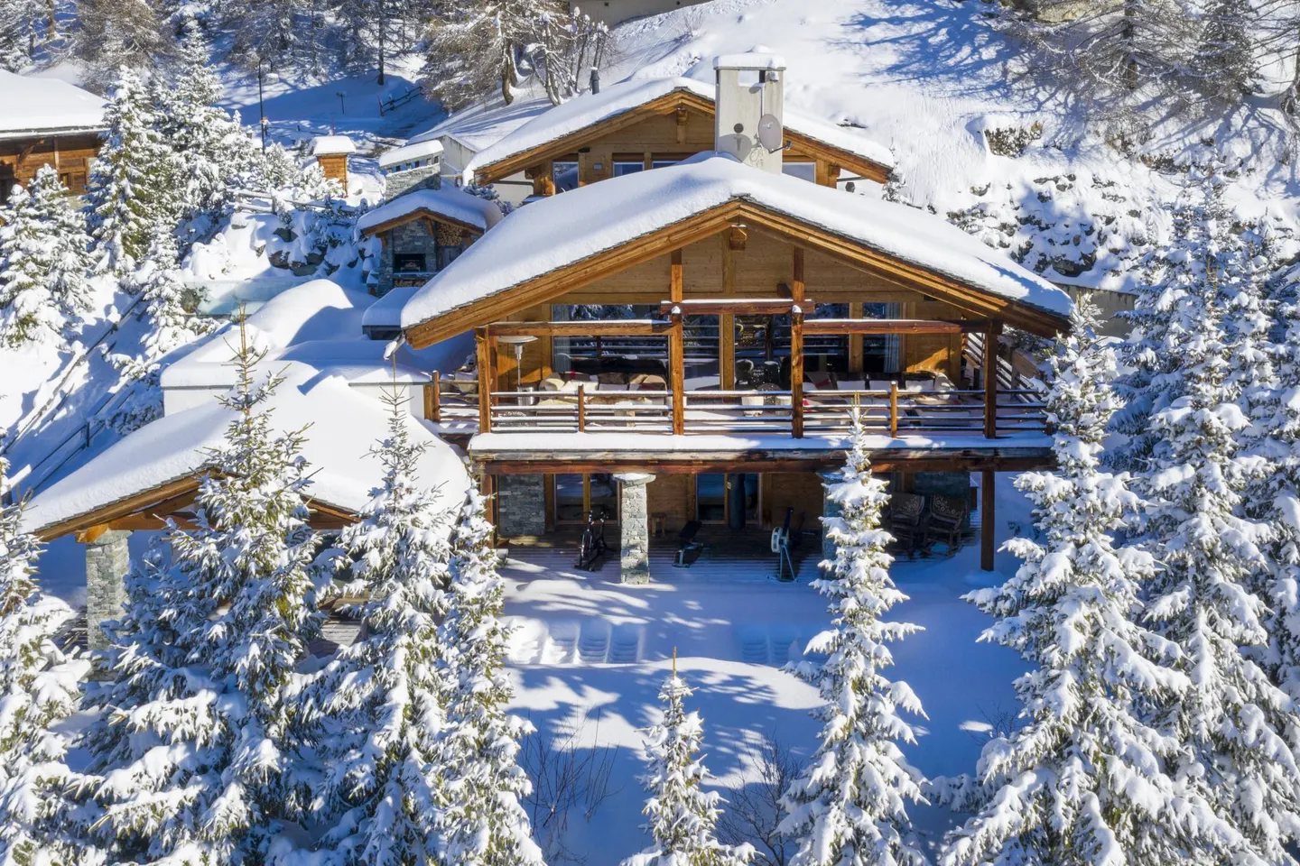 Chalet de Luxe avec Spa - Photo 1 sur 13