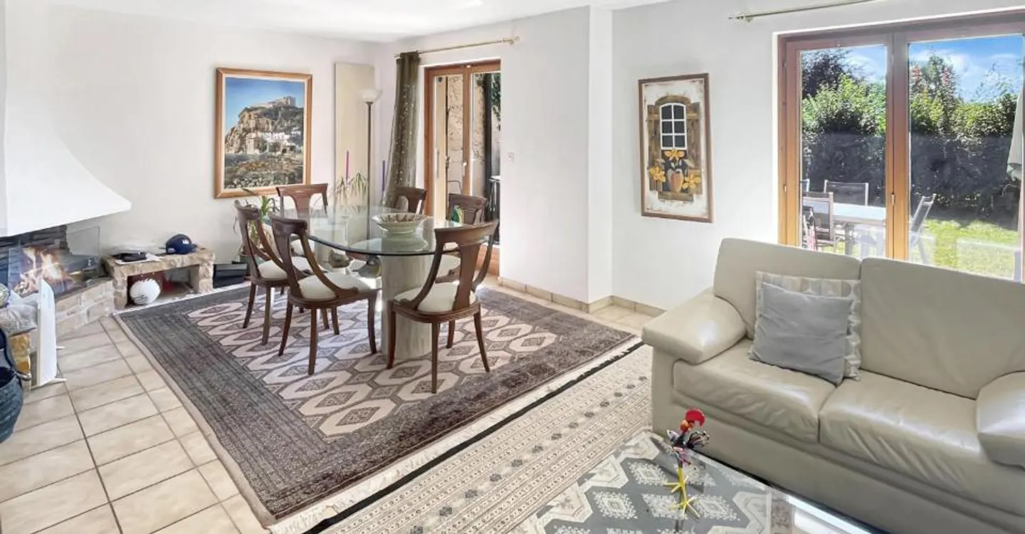 Schöne 6-Zimmer-Villa am Stadtrand von Lausanne - Foto 1 von 9