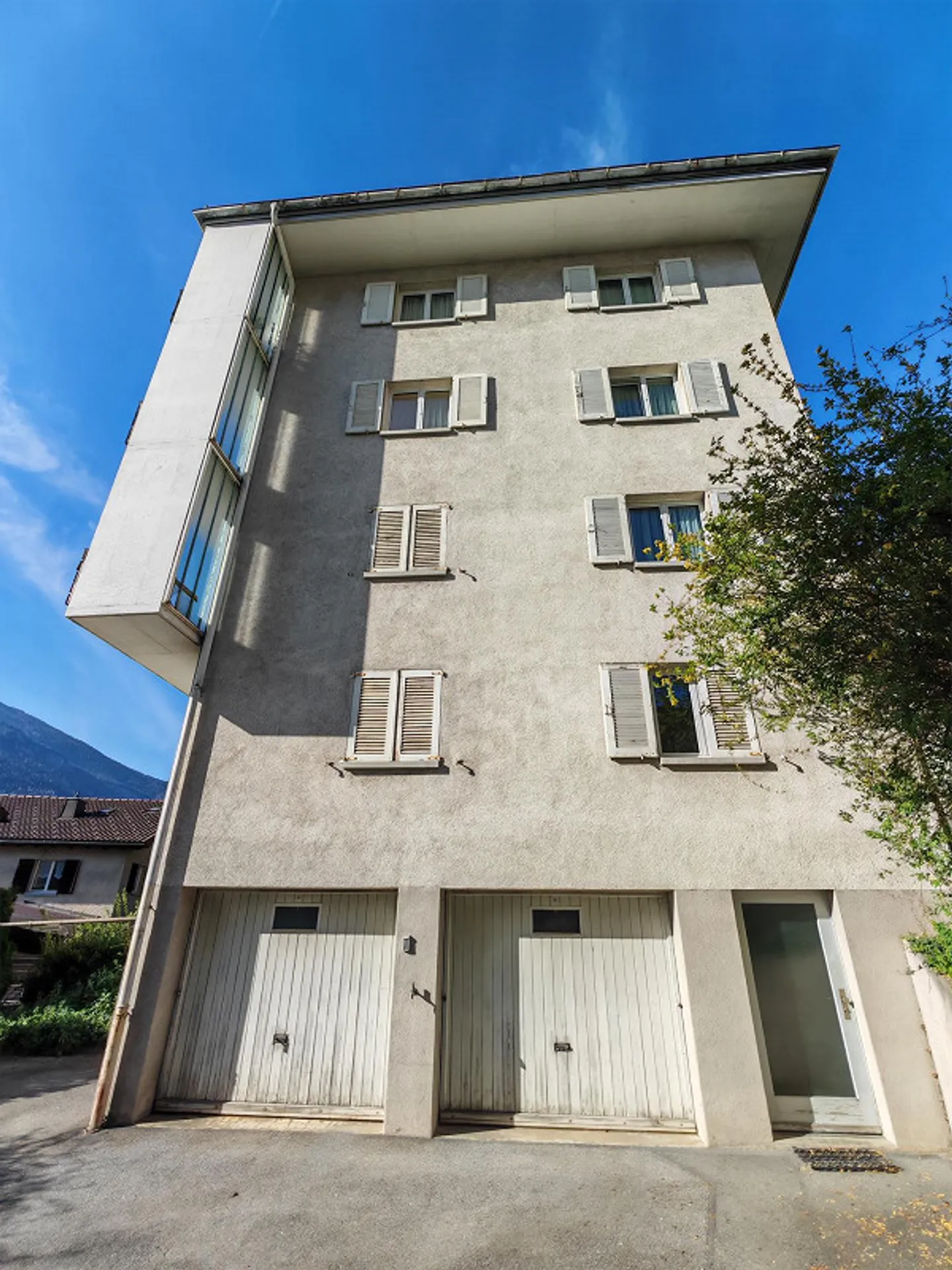 Potenziale di sviluppo in una posizione popolare - Foto 4 di 5