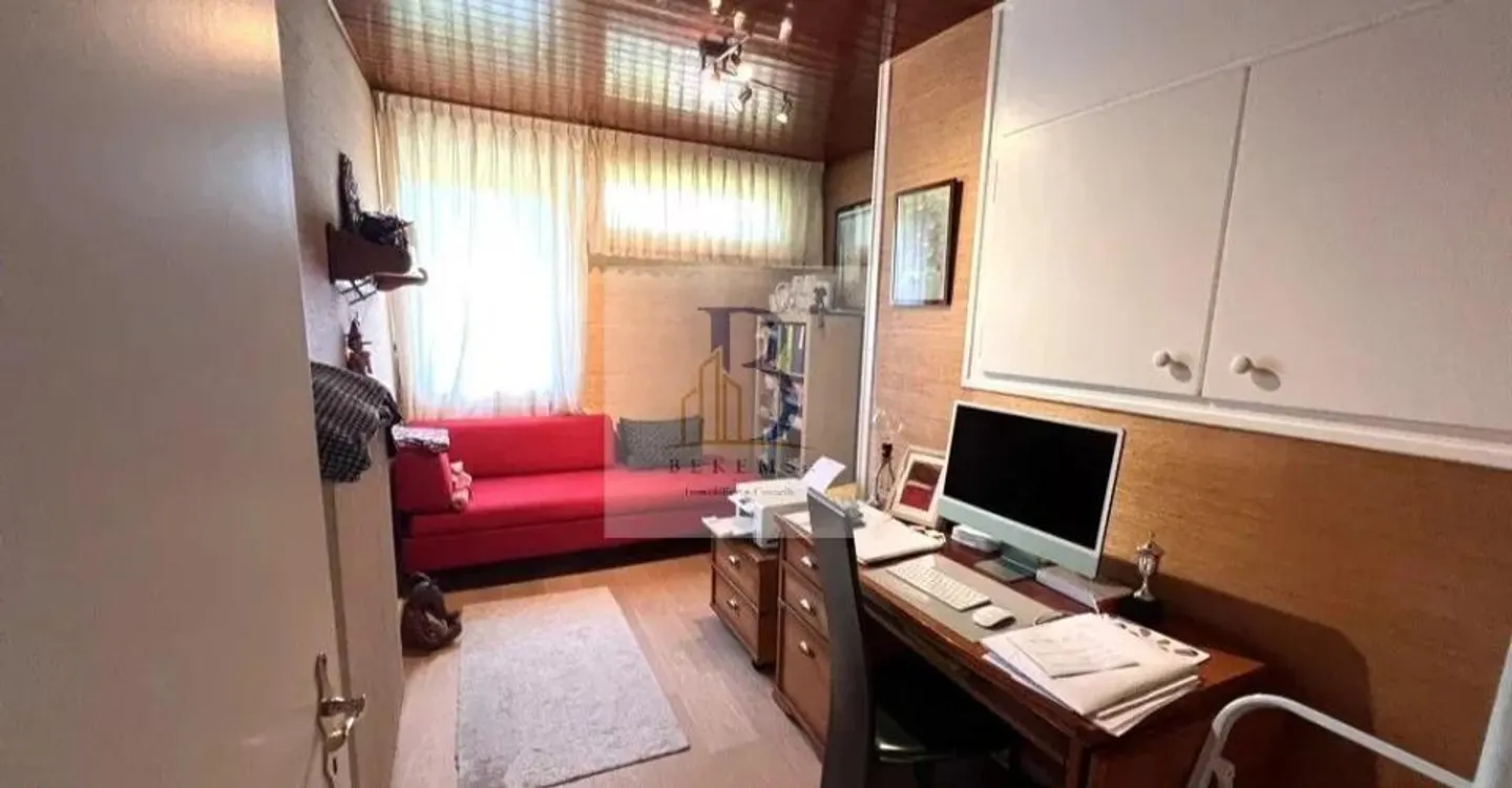 5-room house - Photo 9 of 13