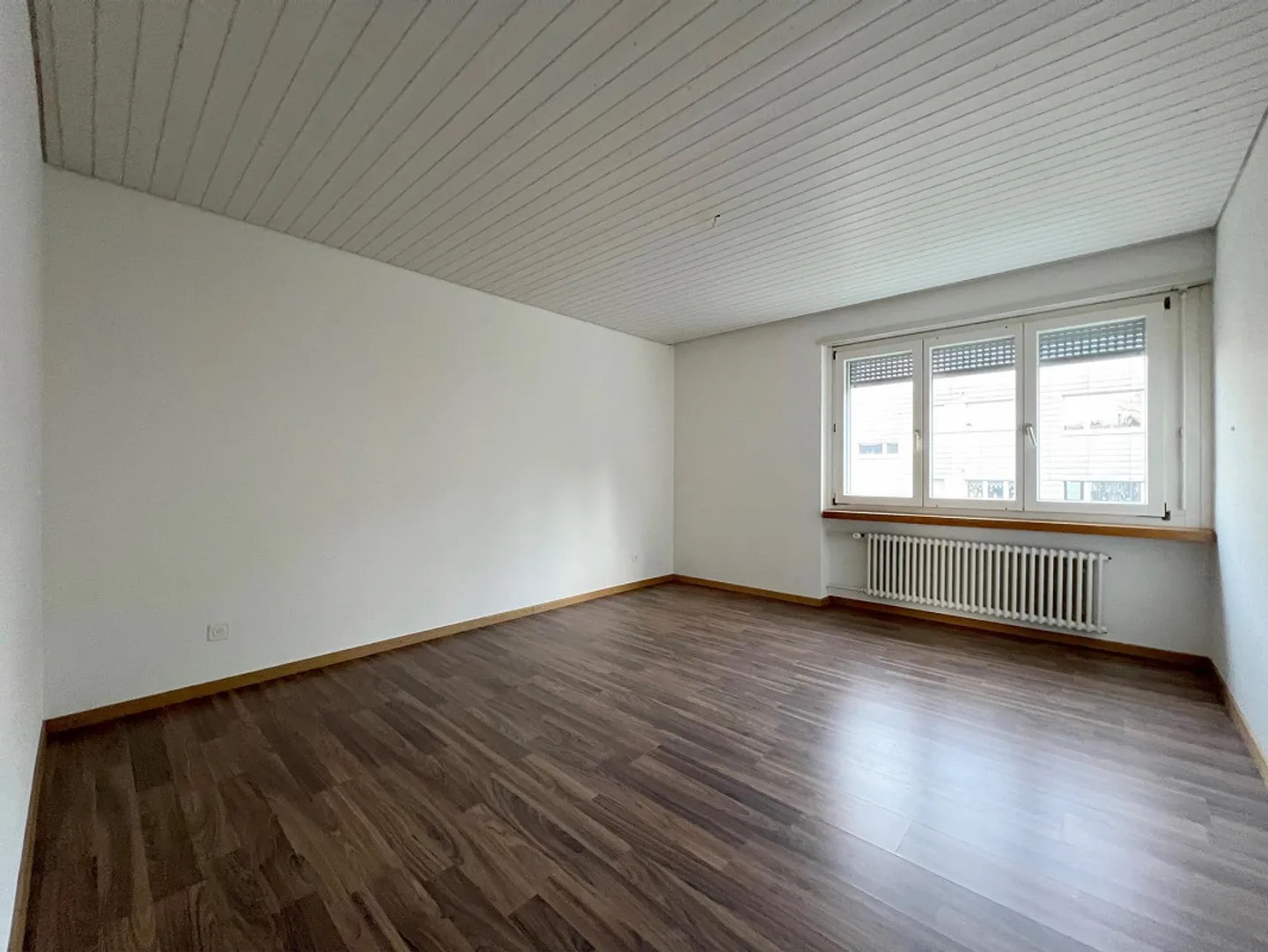 «Wohnen an sonniger Lage mit Sitzplatz» - Foto 2 di 4