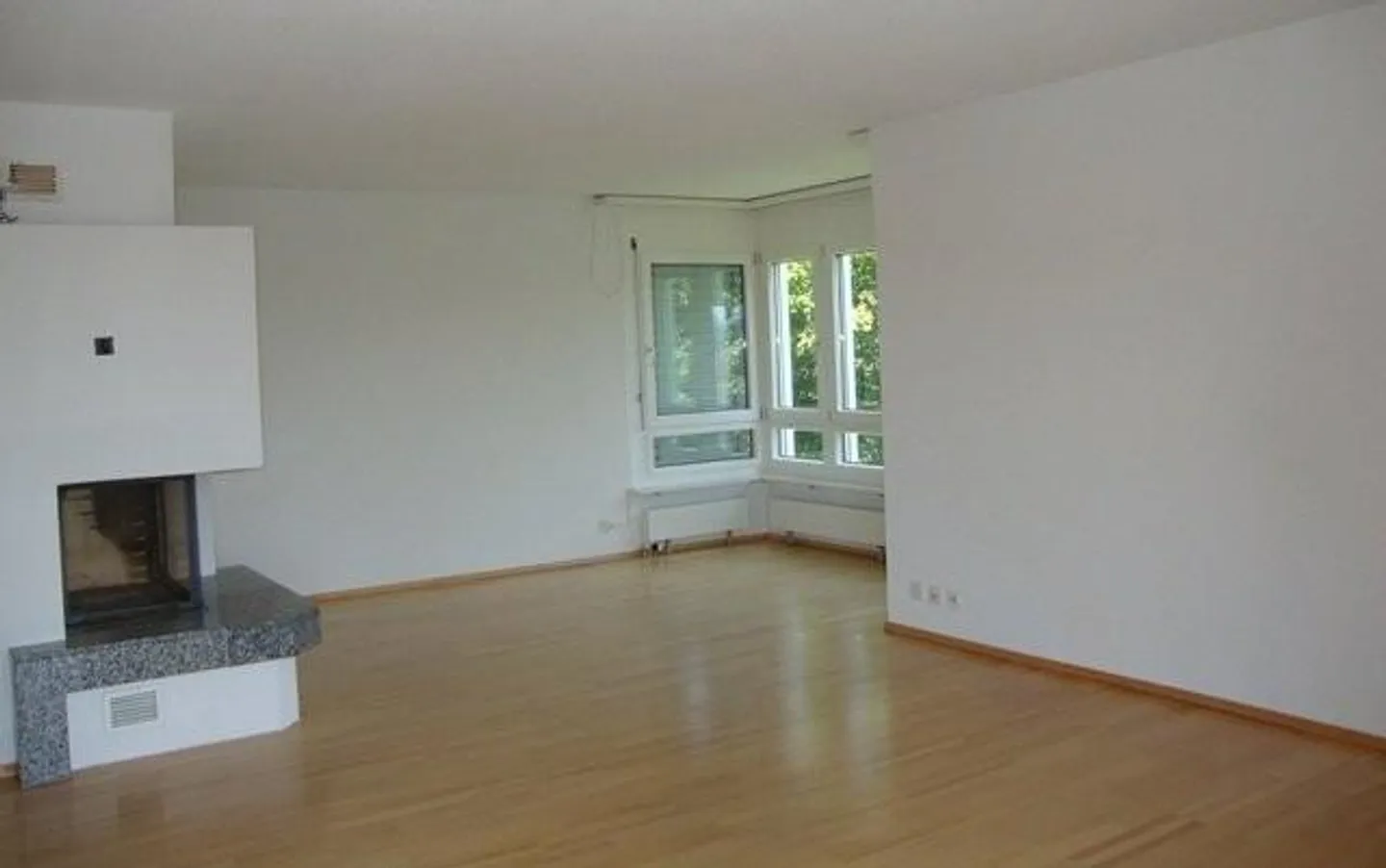 Grosszügige 4.5 Zimmerwohnung mit Gartensitzplatz - Foto 3 von 11