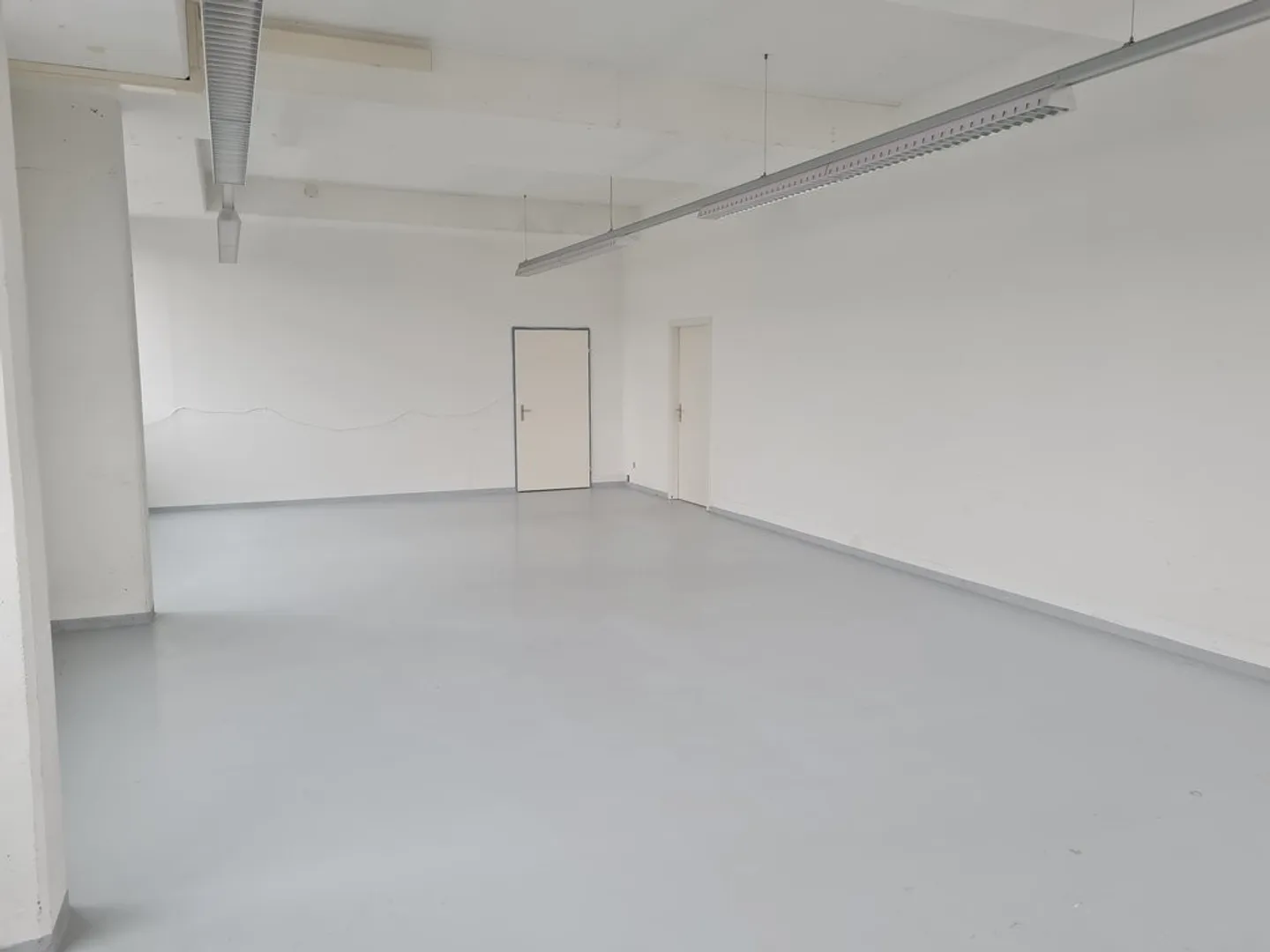 Spazio ufficio in affitto - Foto 1 di 6