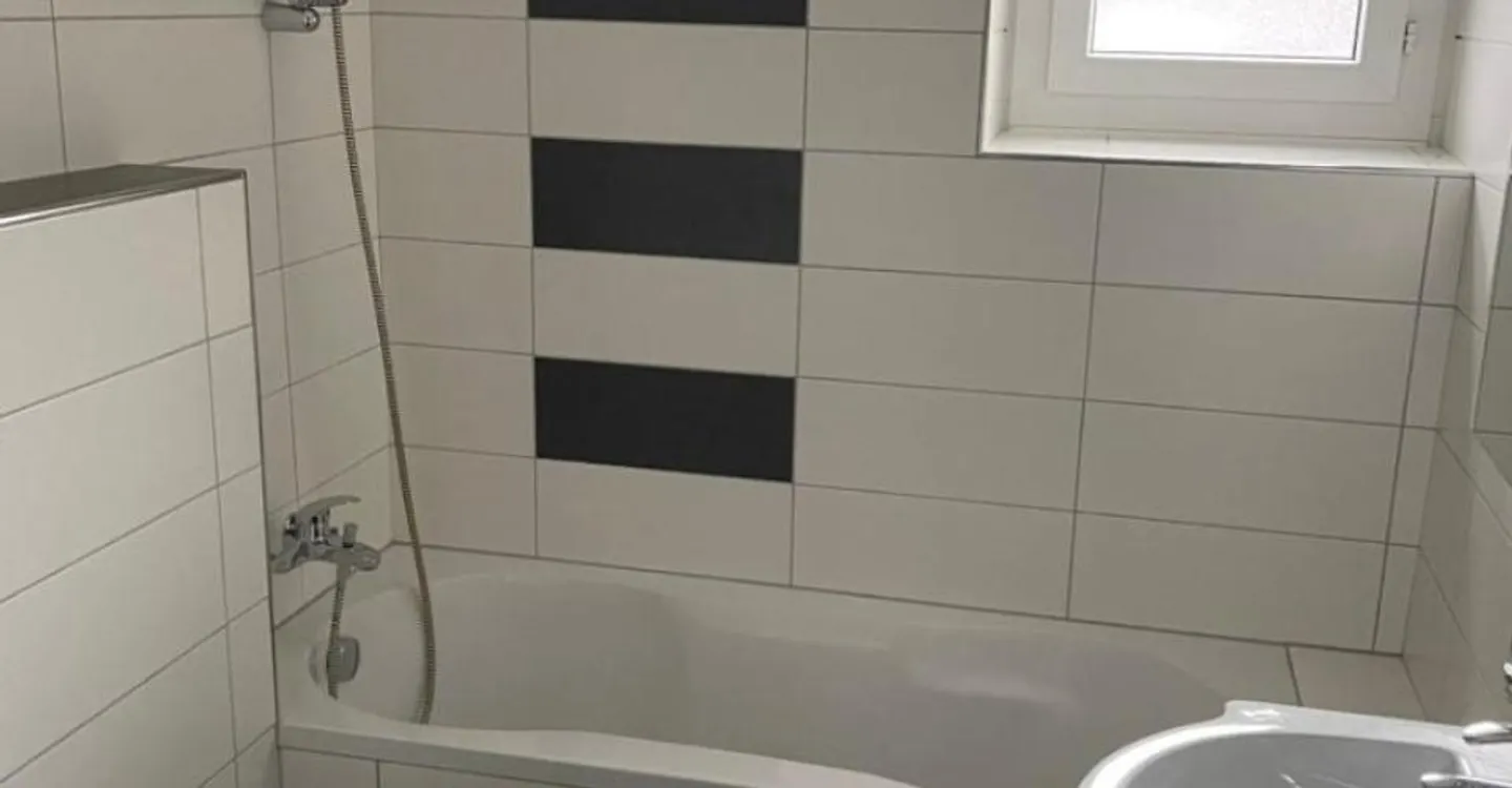 Appartement de 3.5 piÃ¨ces au rez-de-chaussÃ©e - Foto 2 von 12