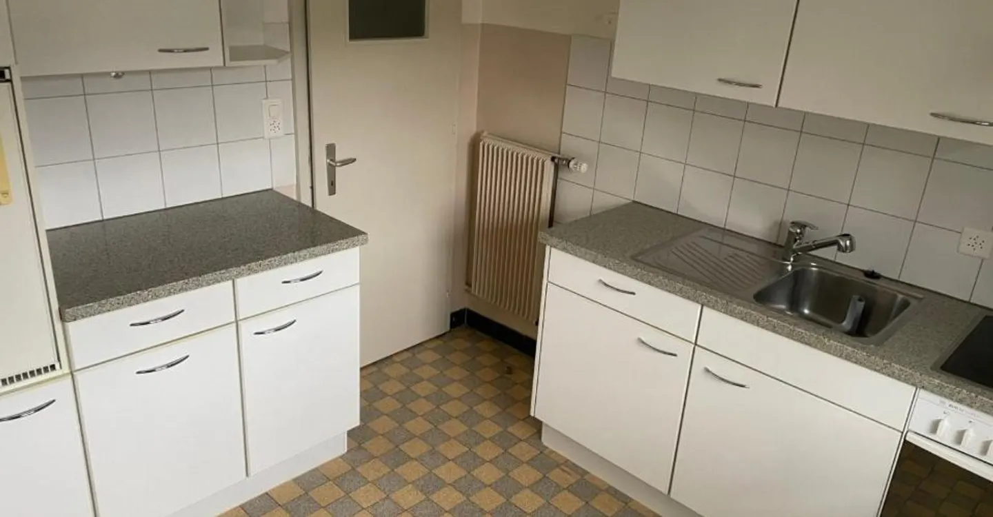 Appartement de 3.5 piÃ¨ces au rez-de-chaussÃ©e - Foto 3 von 12