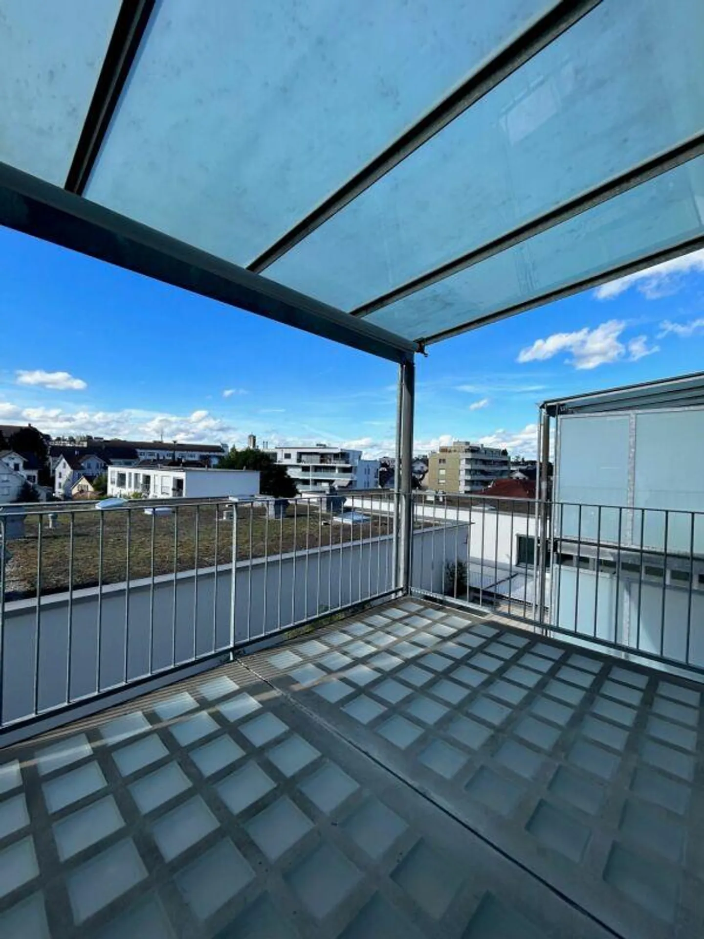 Appartement 3.5 pièces attrayant et bien entretenu dans un emplacement central - Photo 7 sur 8