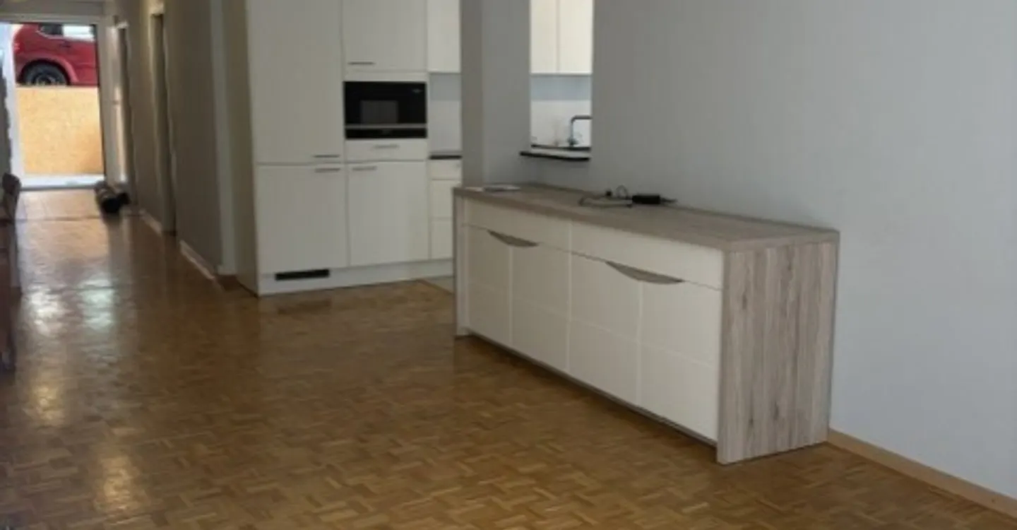 Beautiful apartment of ~100 m2 in a detached house with terrace - Photo 3 of 9