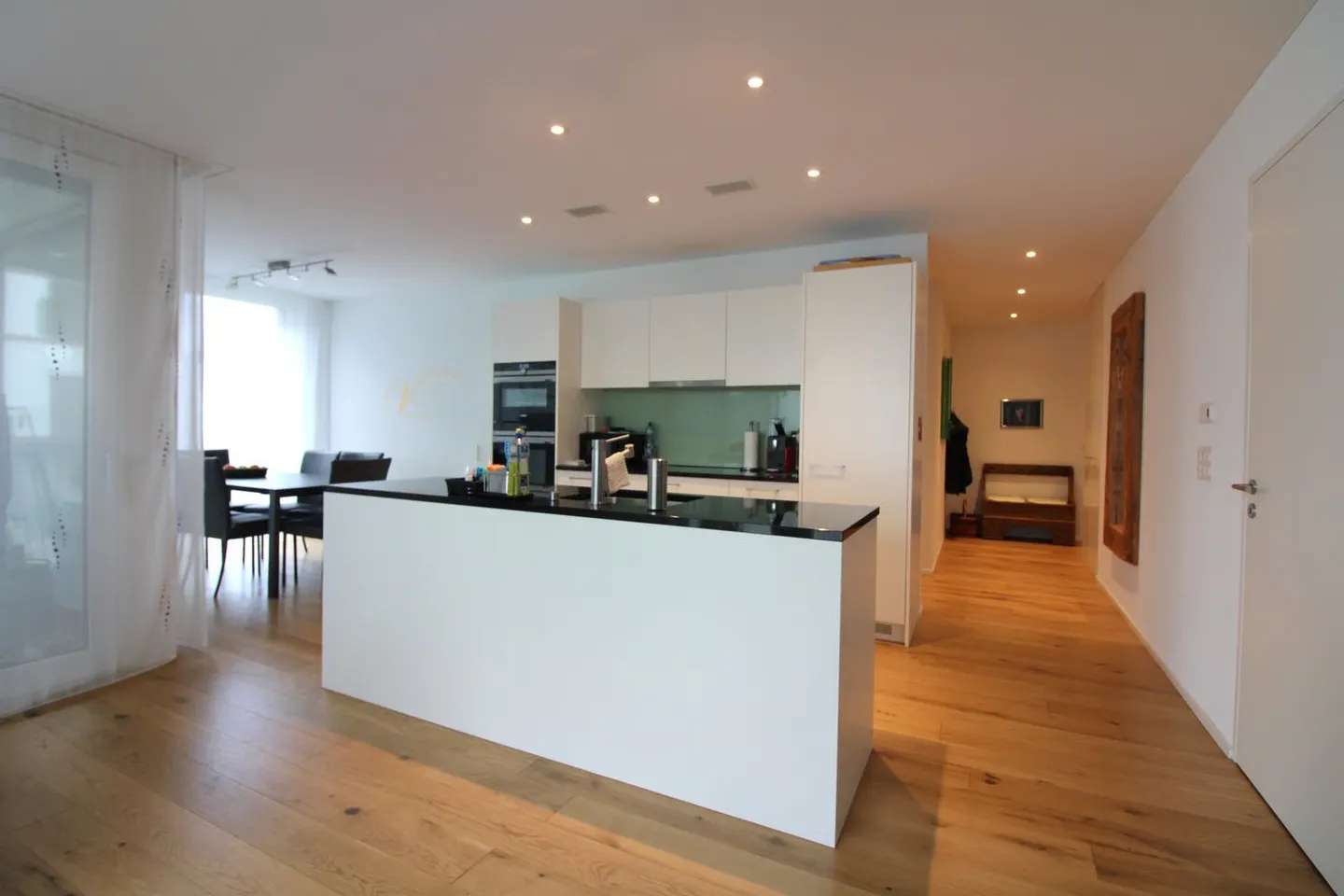 Appartement de jardin moderne et de haute qualité - Photo 2 sur 14