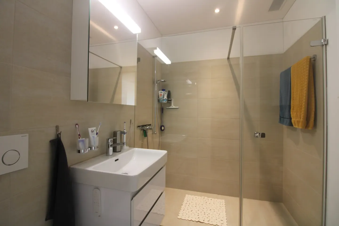 Appartement de jardin moderne et de haute qualité - Photo 4 sur 14