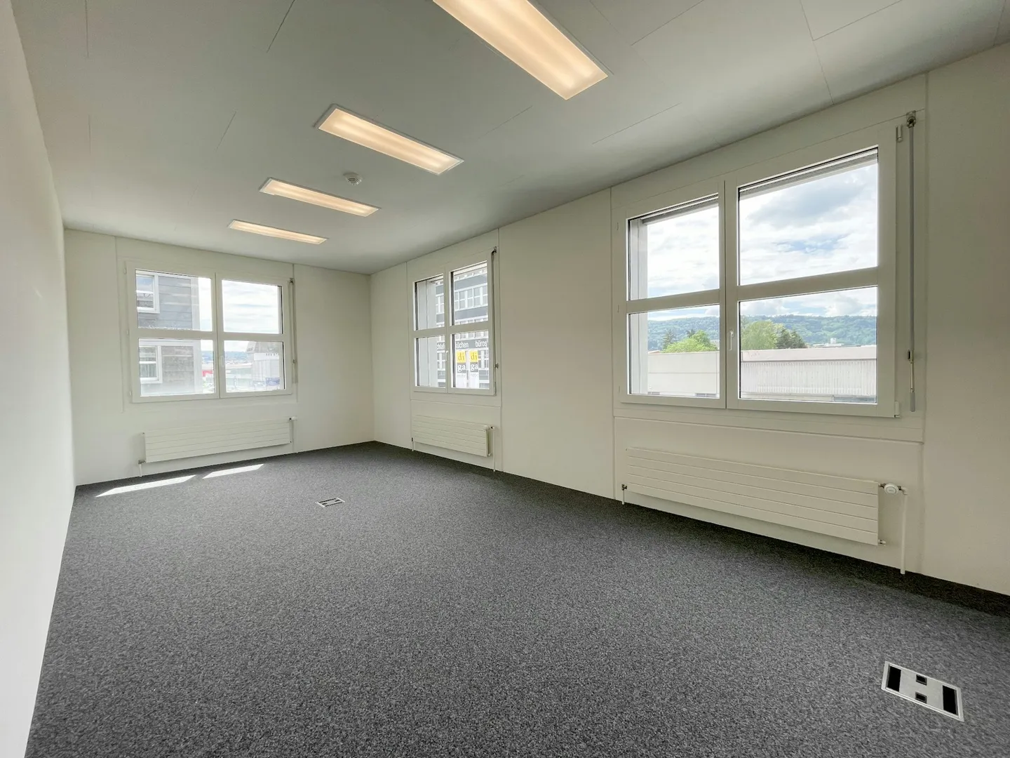 Edificio ad uso misto in affitto - Foto 5 di 7