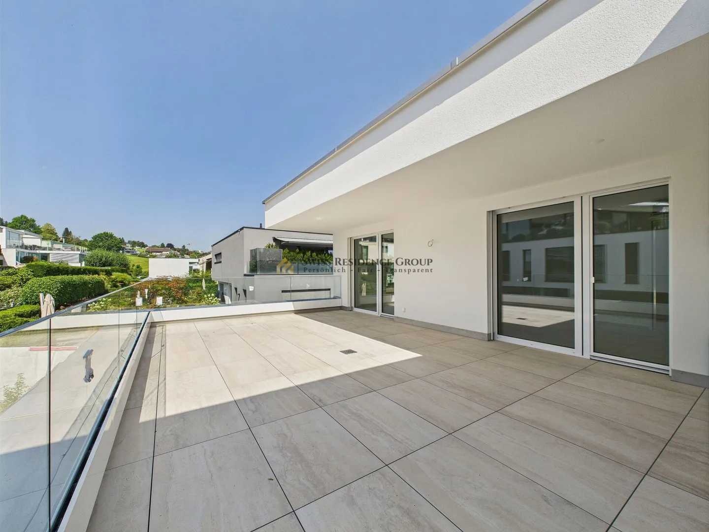 Vivere lussuoso con ascensore privato, aria condizionata e vista lago - Foto 3 di 16