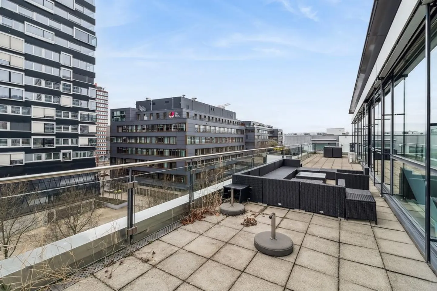 Büroraum mit eigener Terrasse - Foto 8 von 10