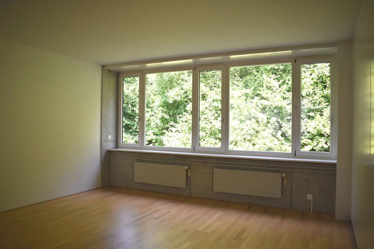 Looking for tenants for office community - Photo 2 of 5