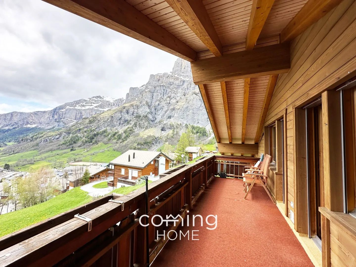 Exklusive 3.5-Zimmer-Attikawohnung auf zwei Etagen in Leukerbad - zentral gelegen mit Alpenpanorama - Foto 2 von 5